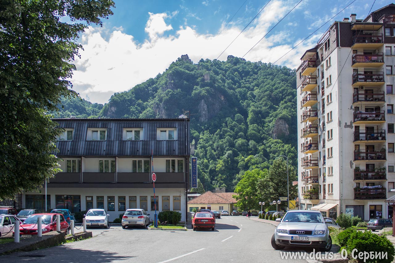 Четырехзвездночный Ройял Отель