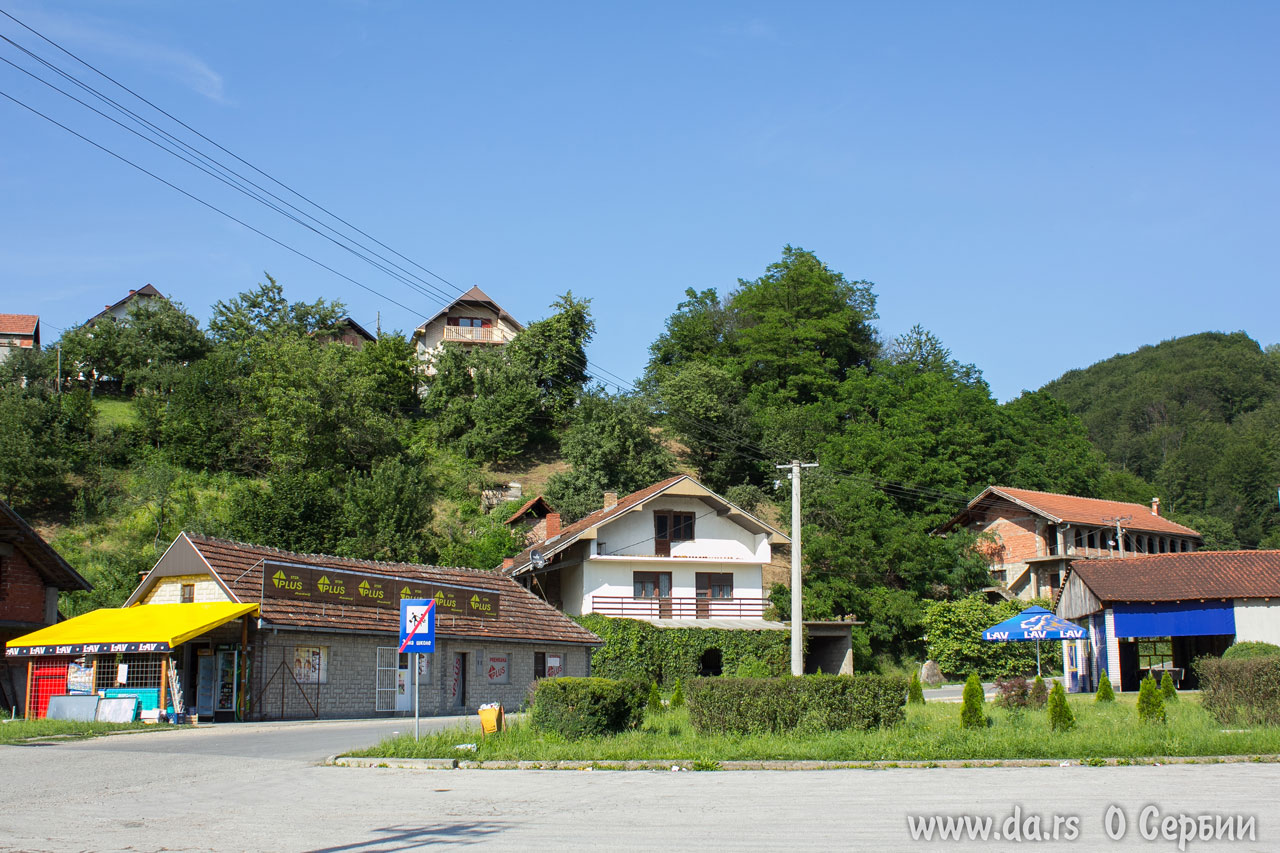 Центральная площадь села Радаль
