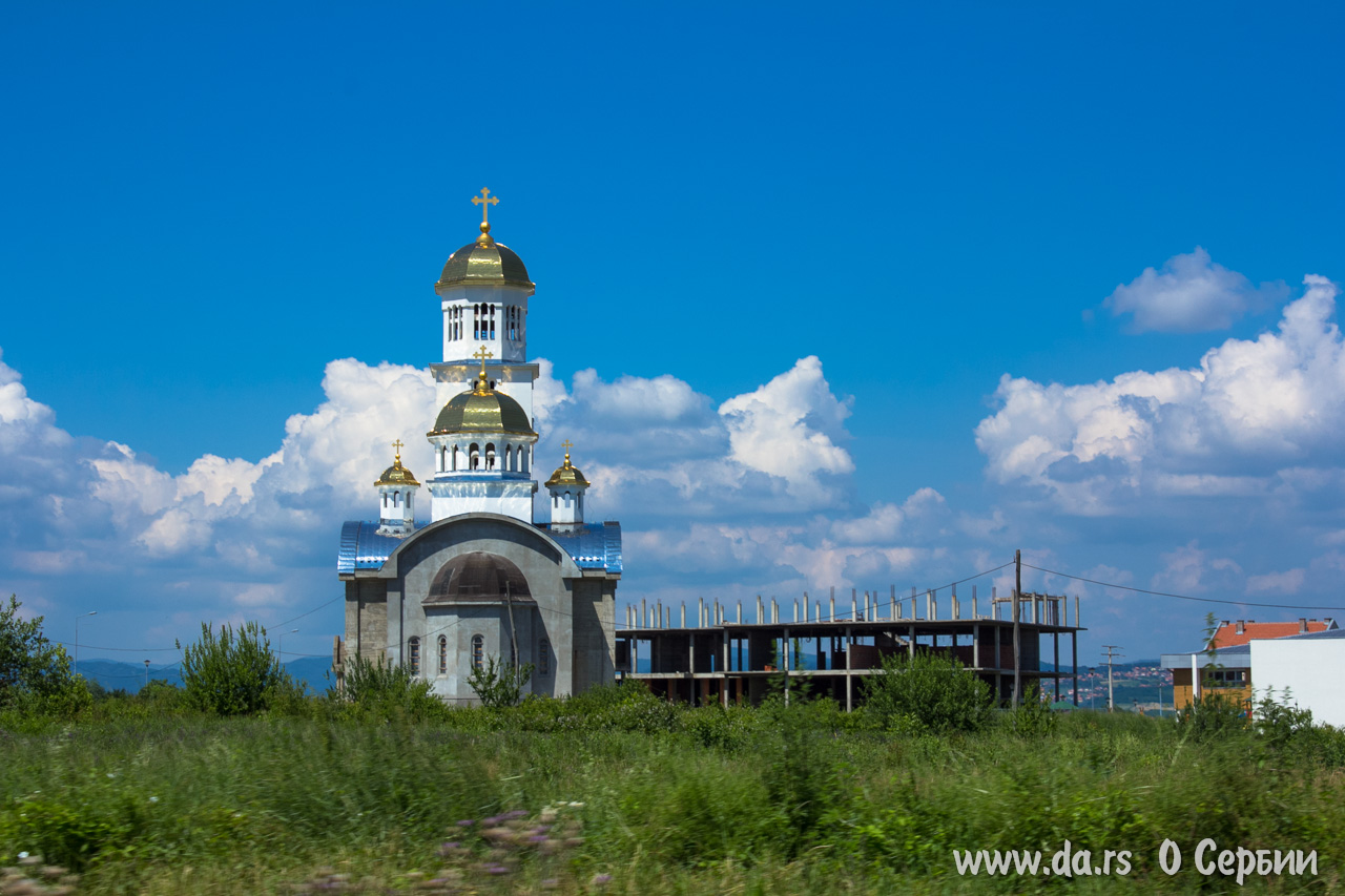 Лозница сербия фото