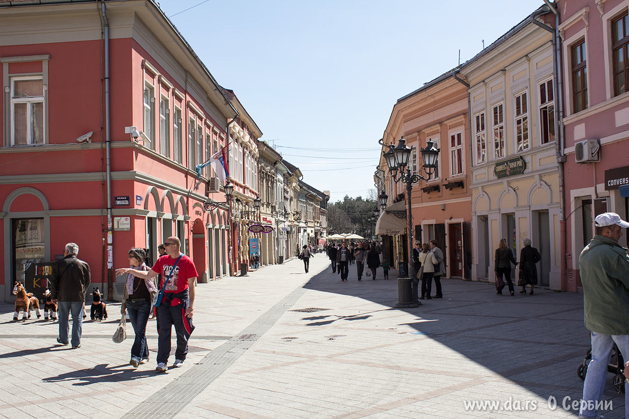 Улица Гимназийска